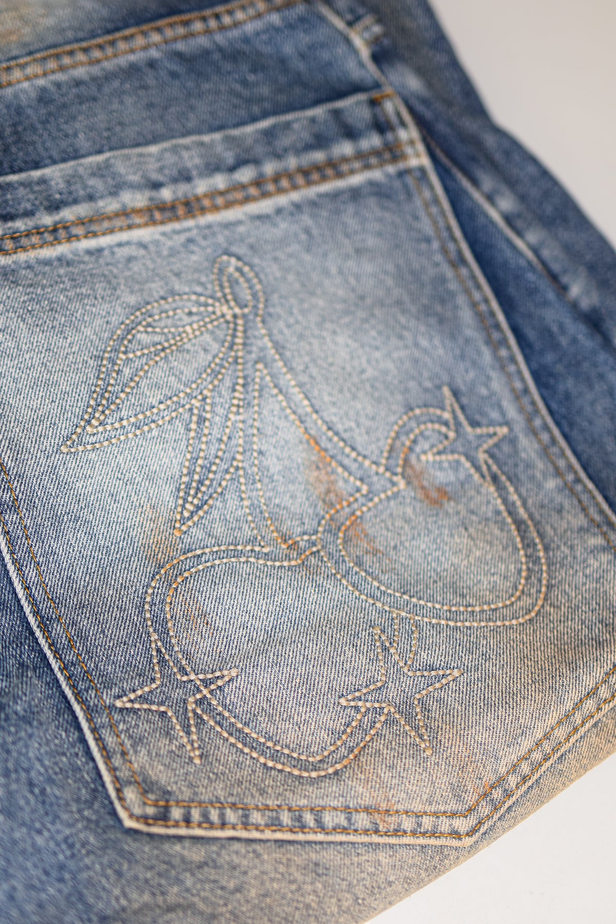 Cherry bottom jeans baggy distressed denim — additional product photo 4 of 27