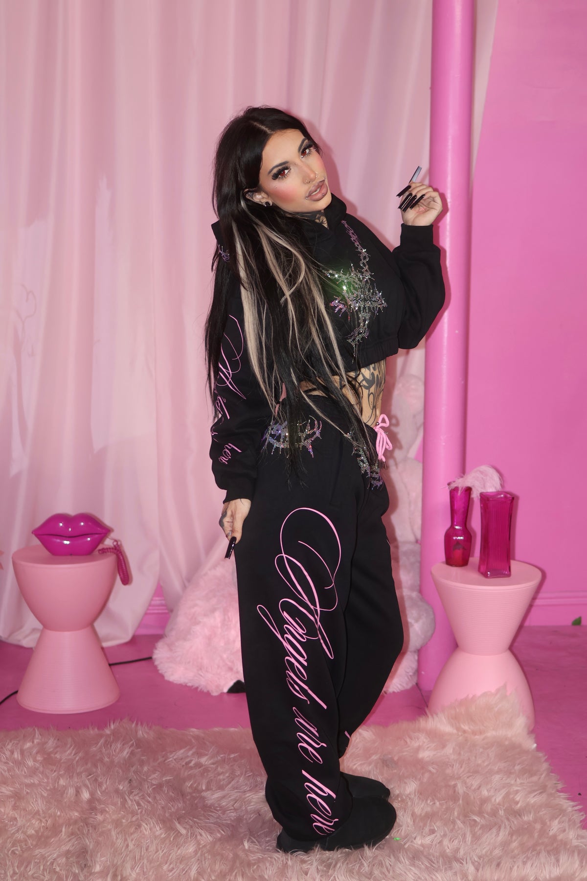 Angels are here sweatpants
