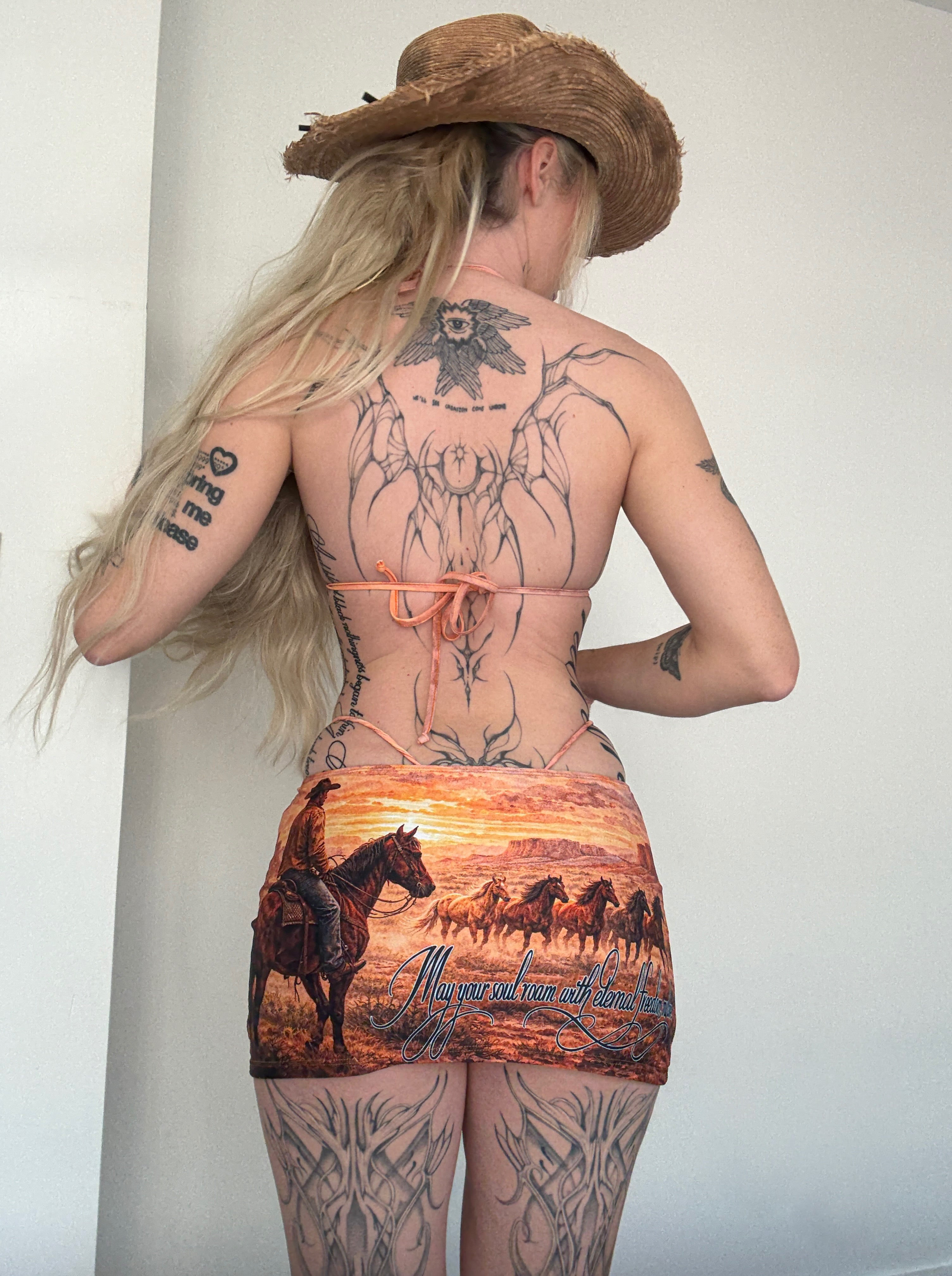 Eternal horses skirt set