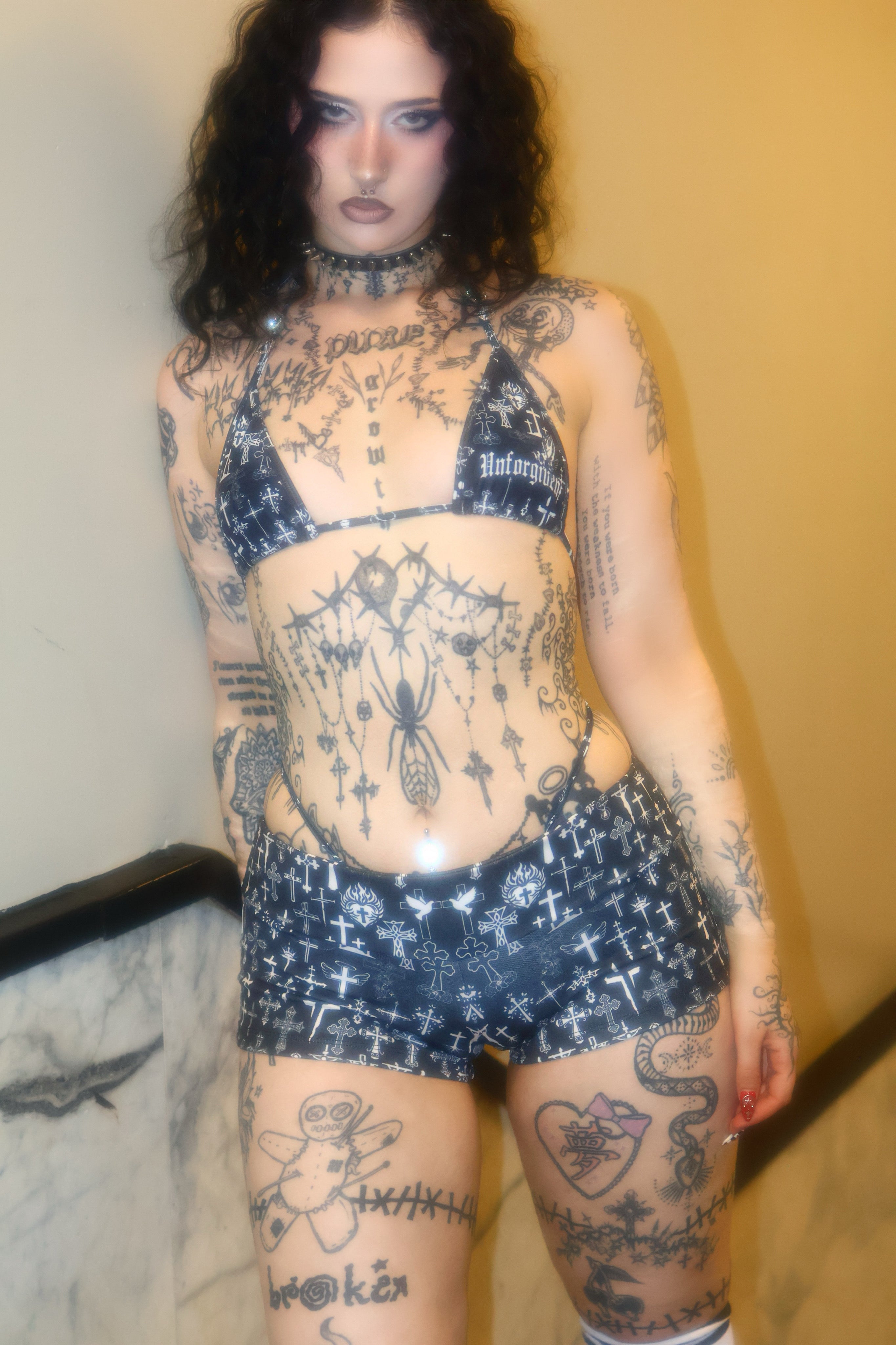 Unforgiven bikini shorts set