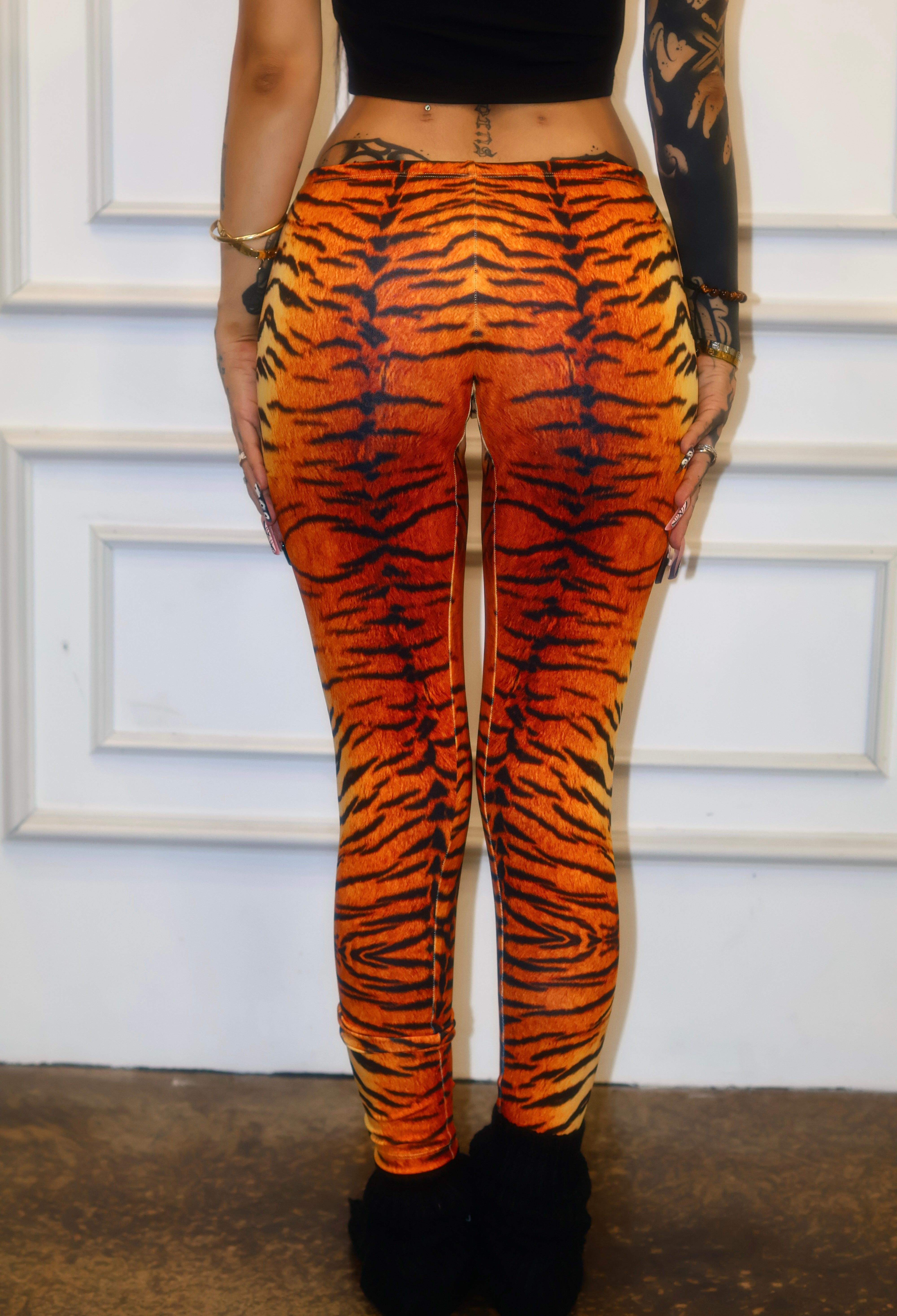 Tiger low rise yoga leggings