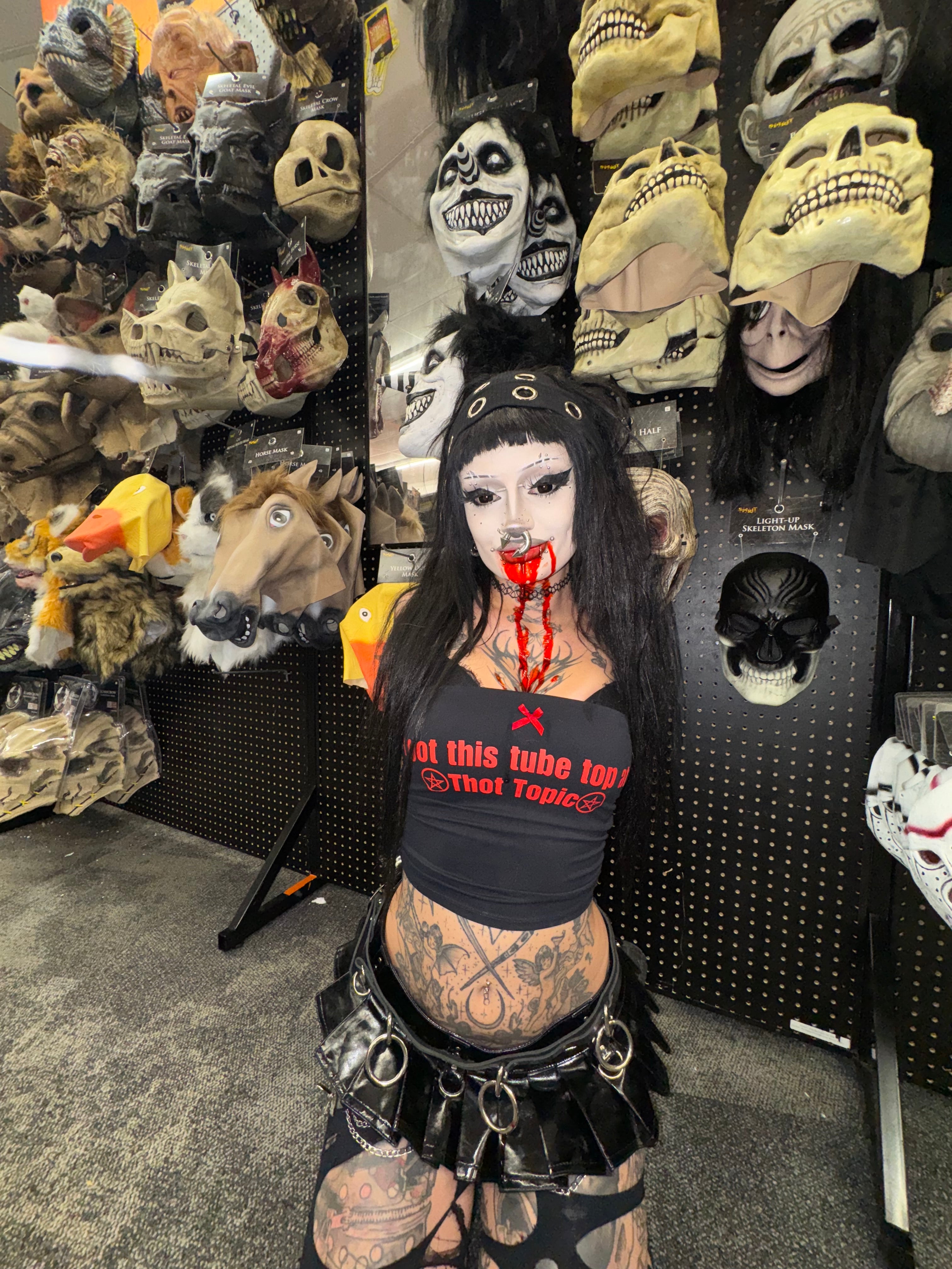 Thot topic tube top streetwear