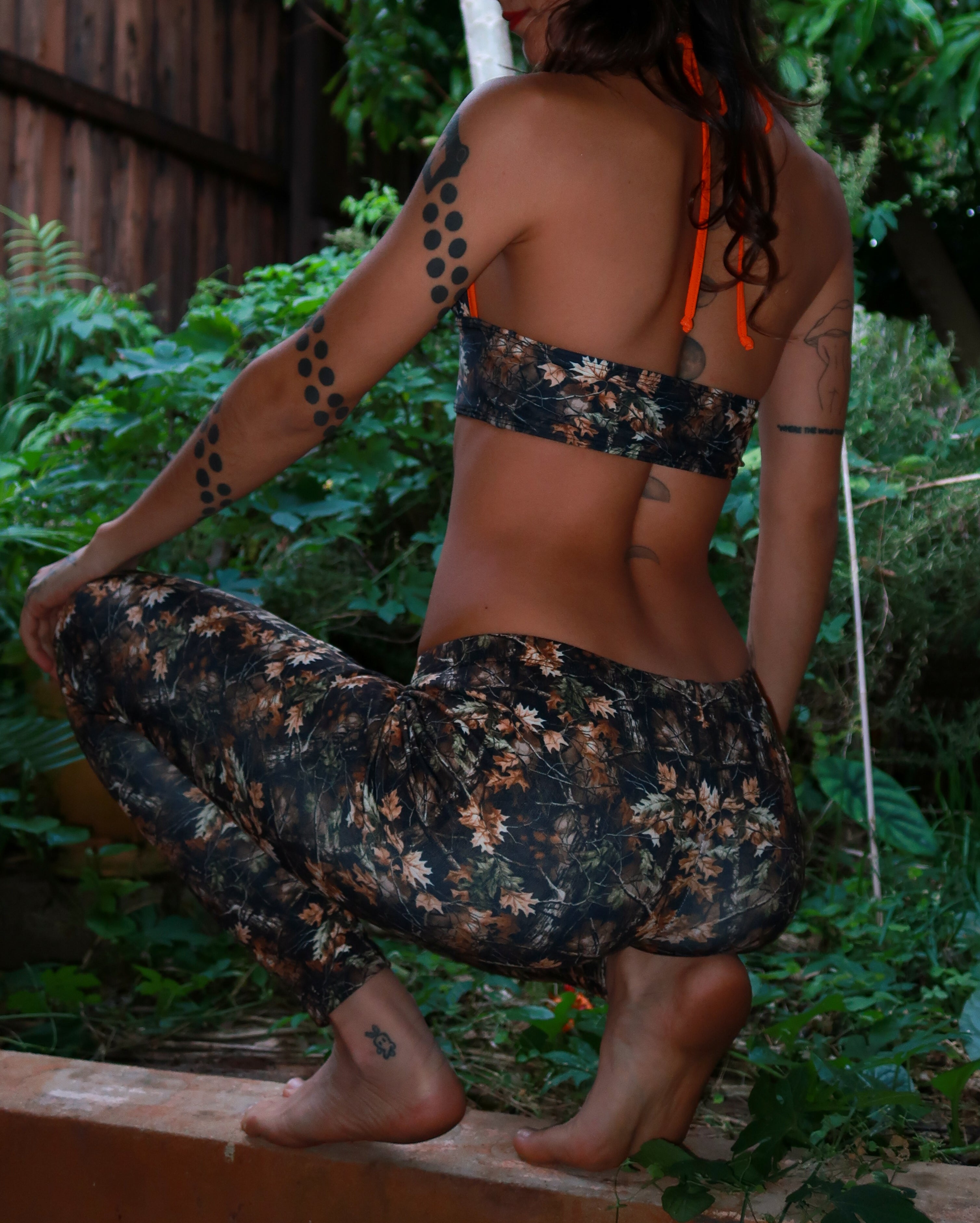 Hunting camo low rise yoga leggings