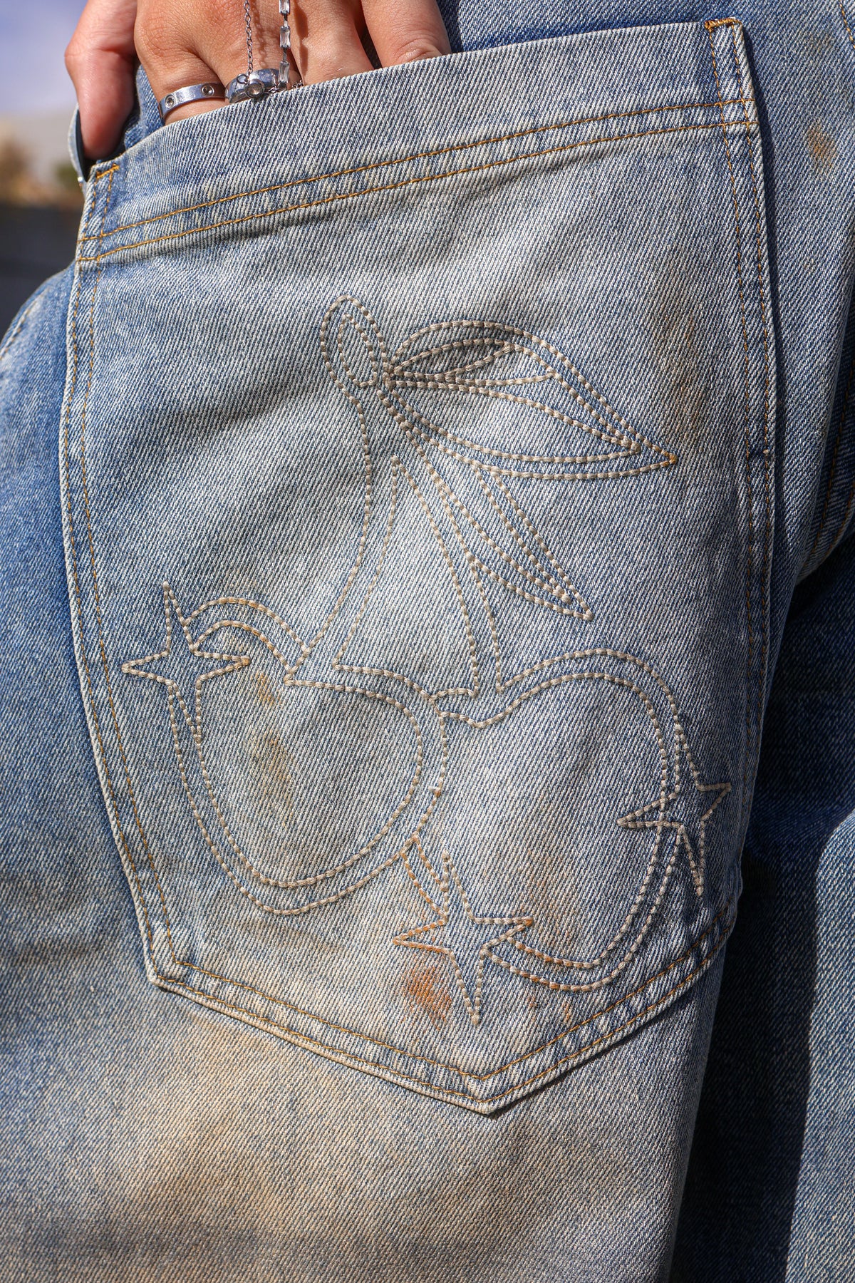 Cherry bottom jeans baggy distressed denim